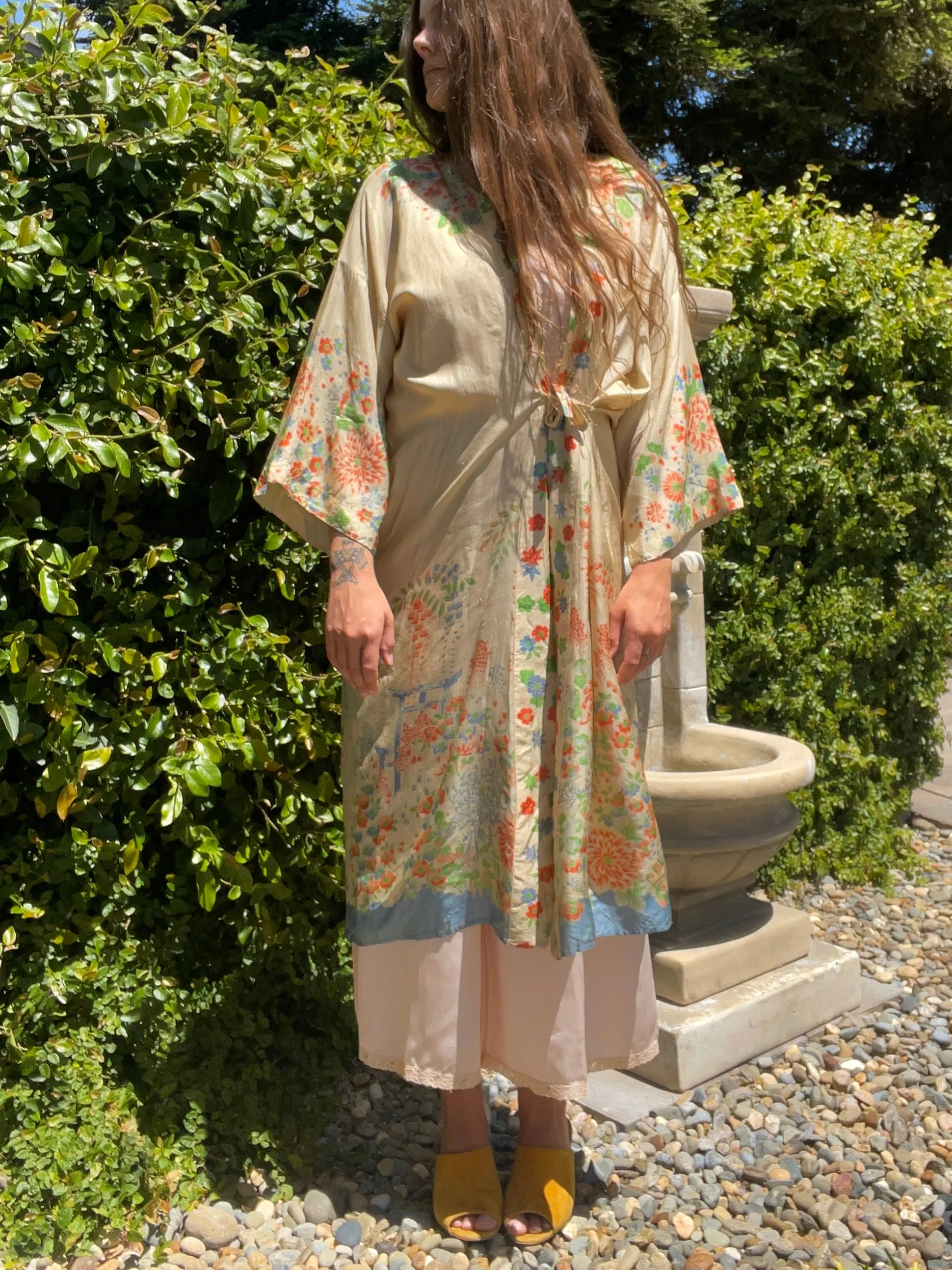 1920s Pongee Silk Tie Waist Robe