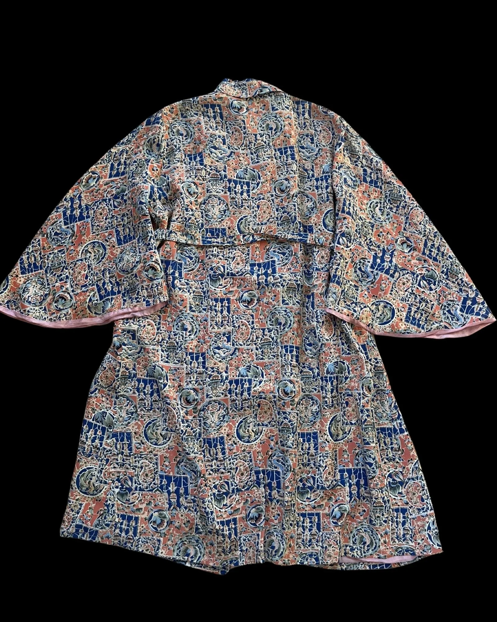 1920s Silk Crepe Japanese Trumpet Sleeve Tunic Style Robe