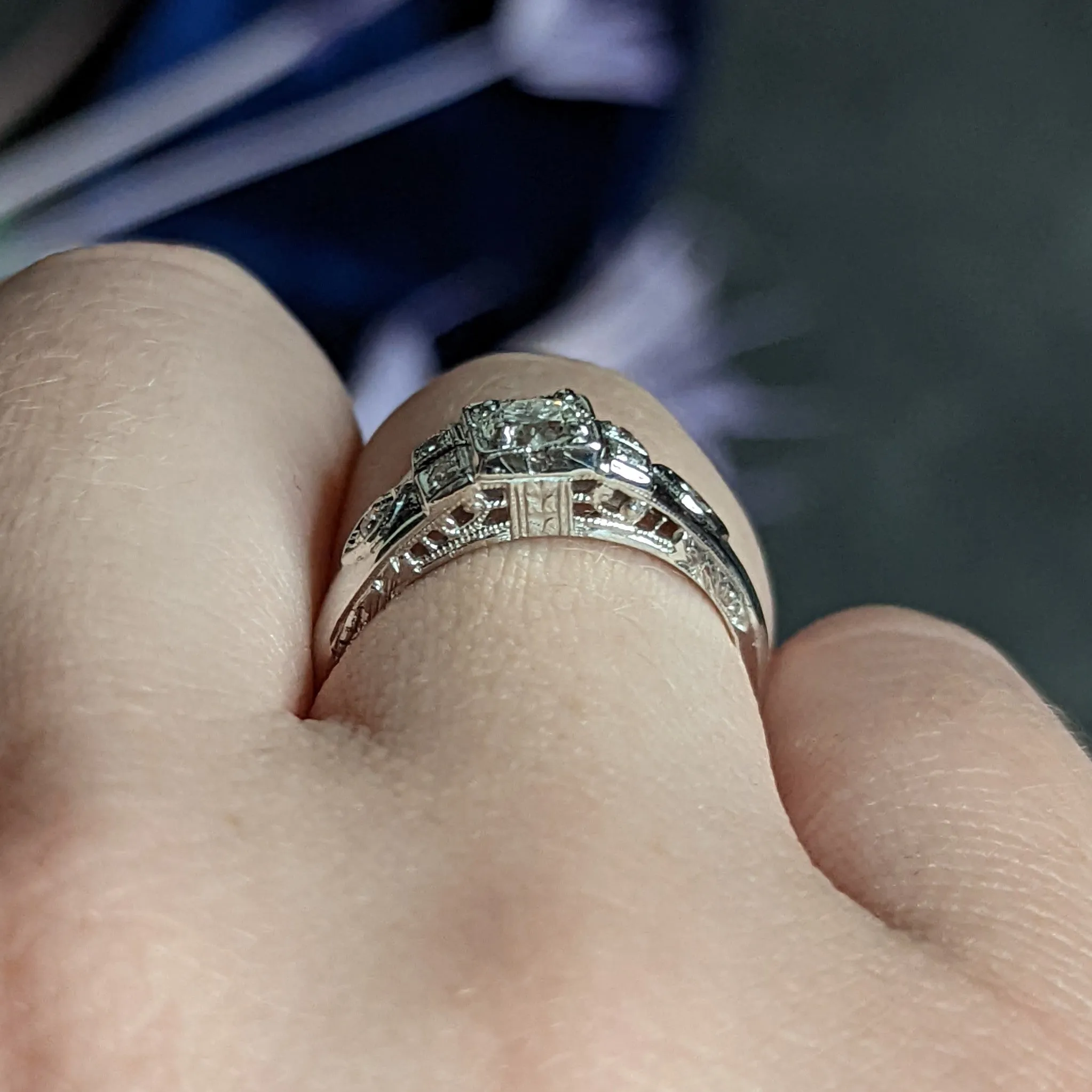 Art Deco 0.37 CTW Diamond 18 Karat White Gold Engagement Ring