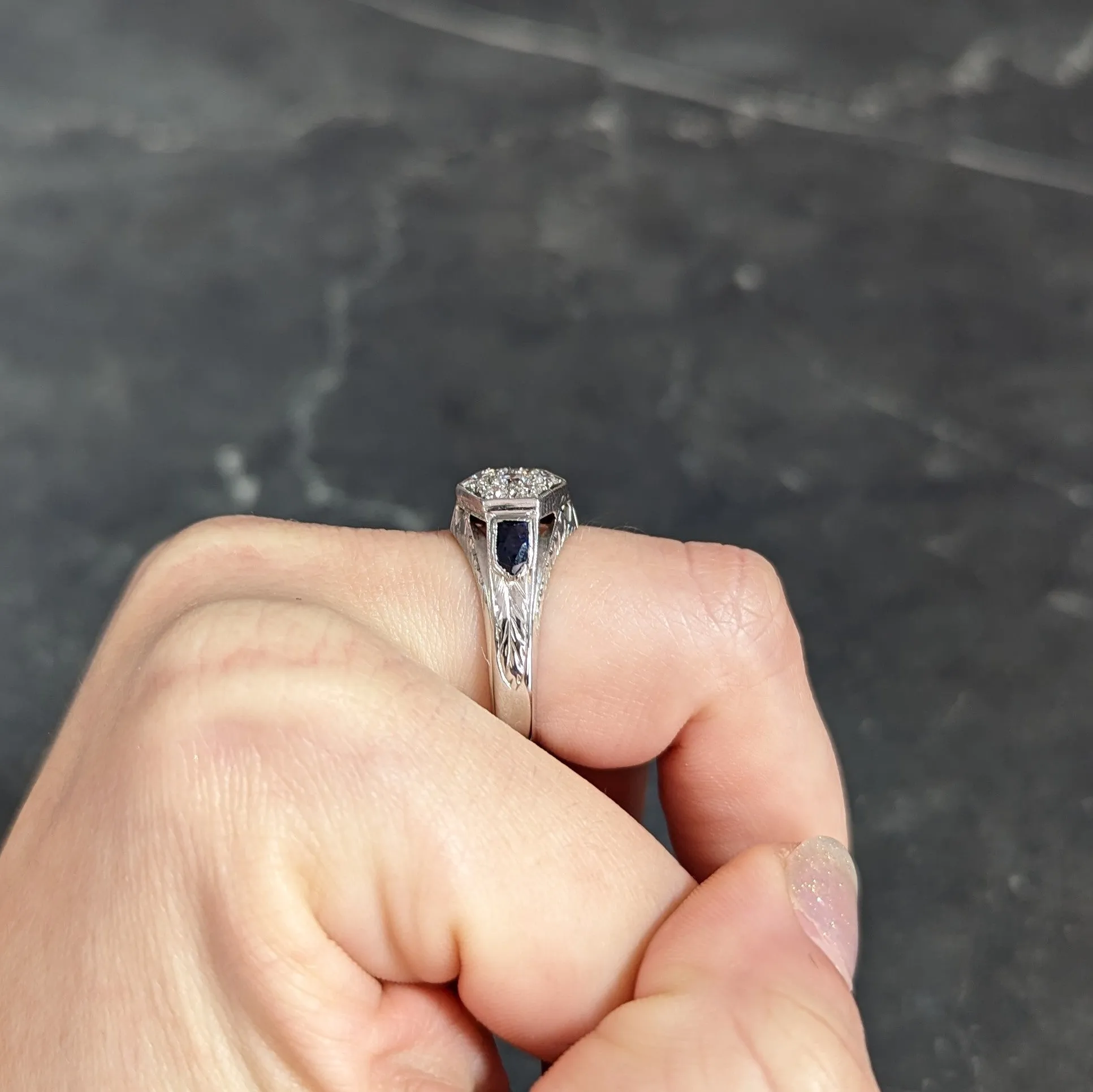 Art Deco 0.45 CTW Old European Sapphire 20 Karat White Gold Foliate Cluster Unisex Signet Ring