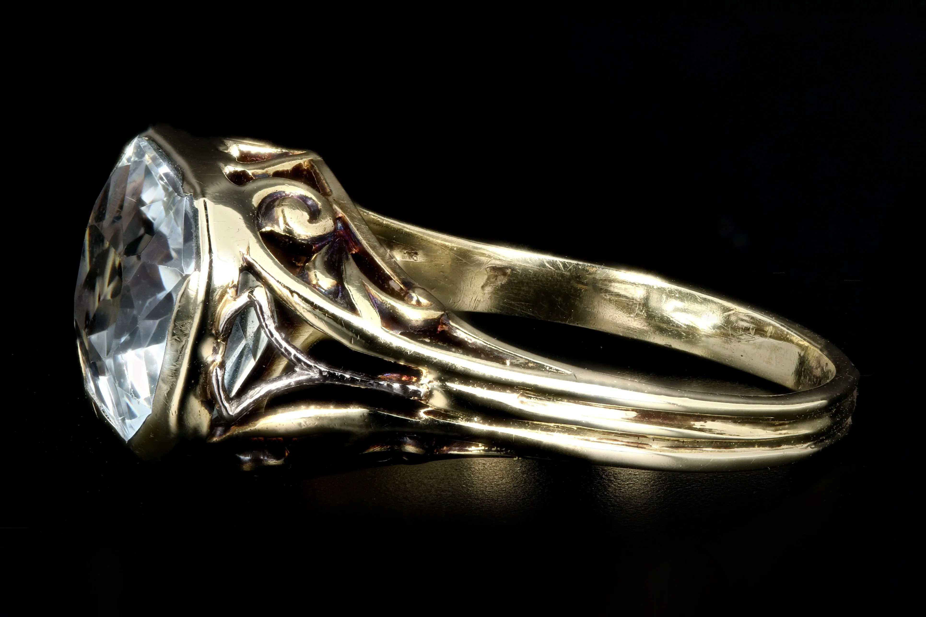 Art Deco 14K 3.2 Carat Aquamarine Ring