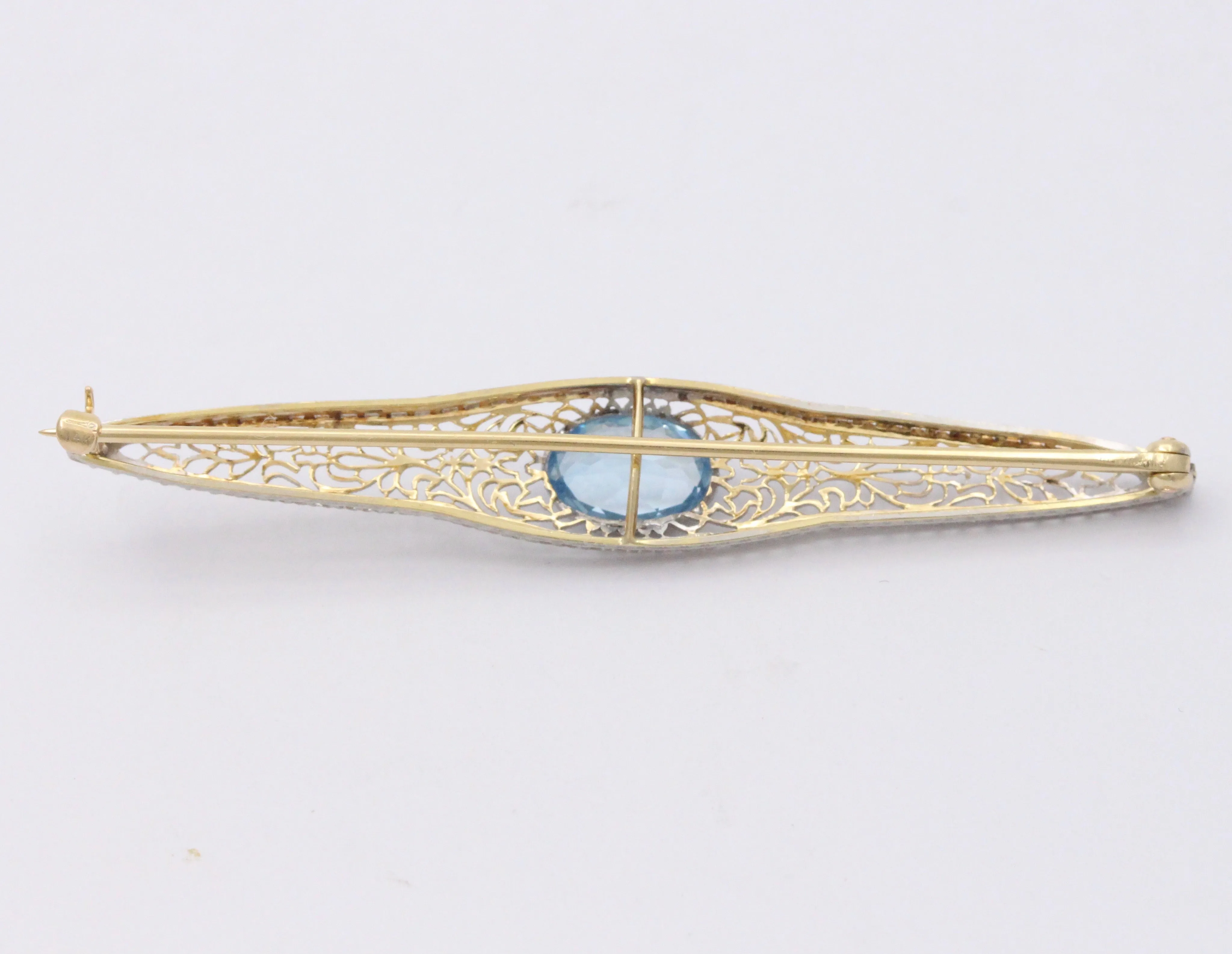 Art Deco 14K Gold and Aquamarine Filigree Bar Pin, Antique Brooch