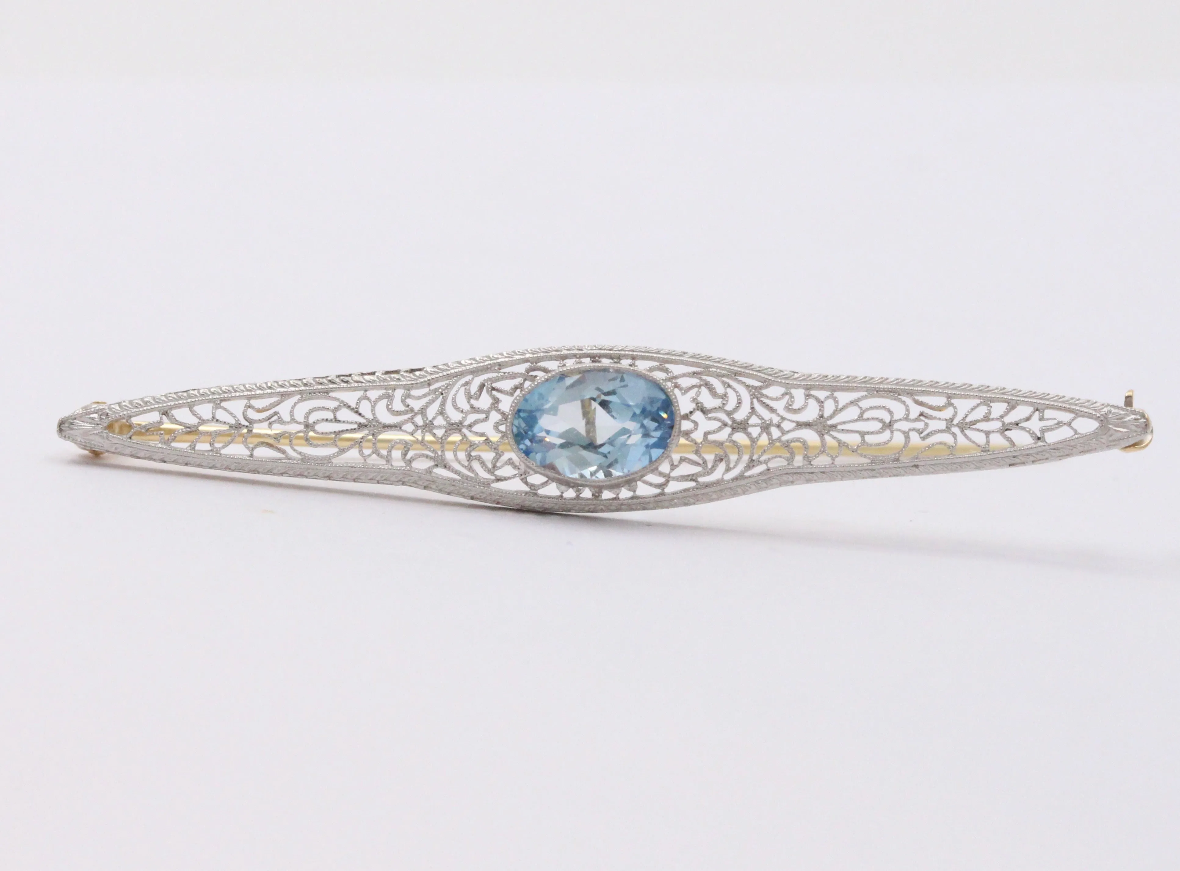 Art Deco 14K Gold and Aquamarine Filigree Bar Pin, Antique Brooch