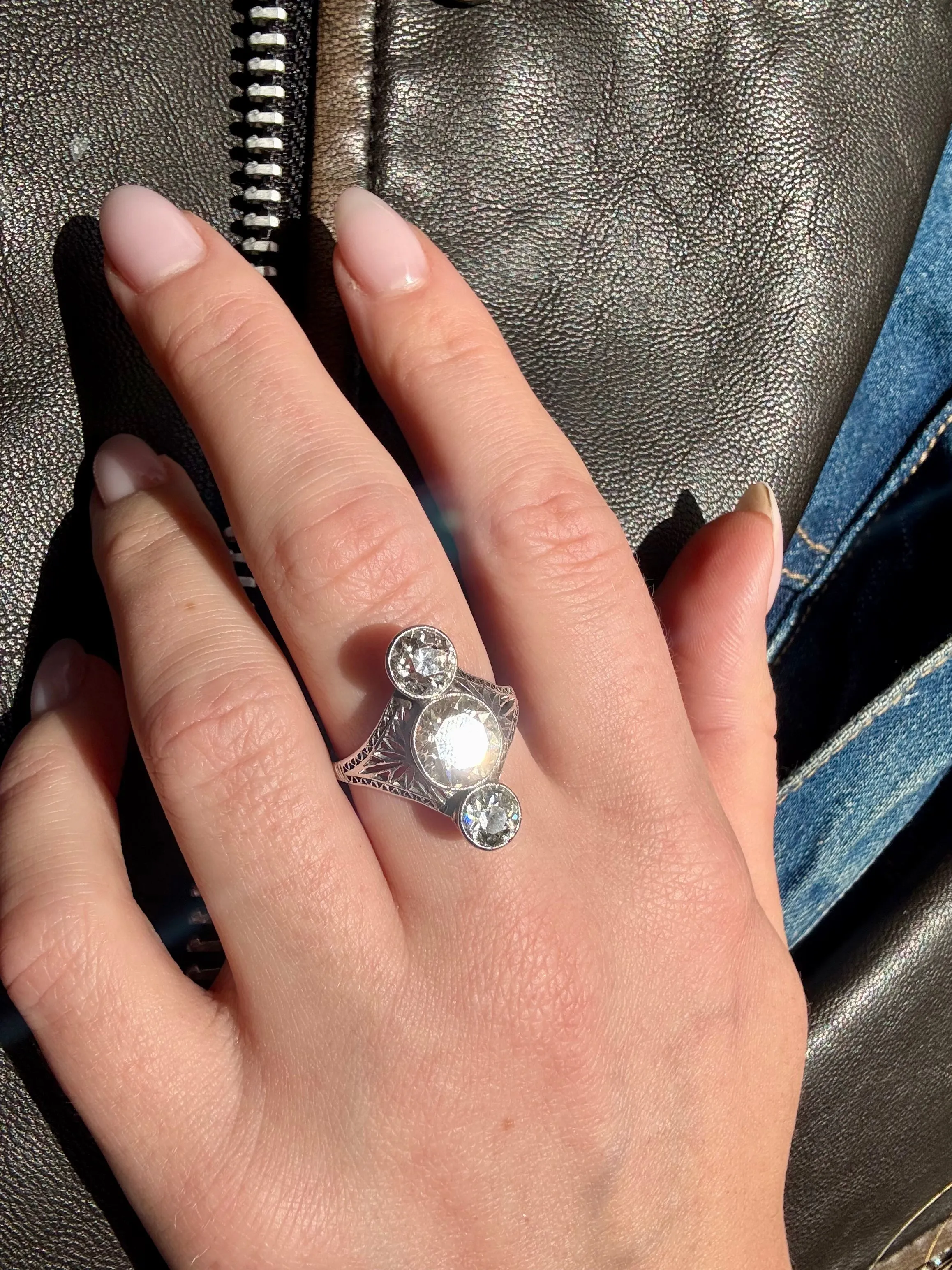 Art Deco 2.25ct Center Diamond Ring, Platinum