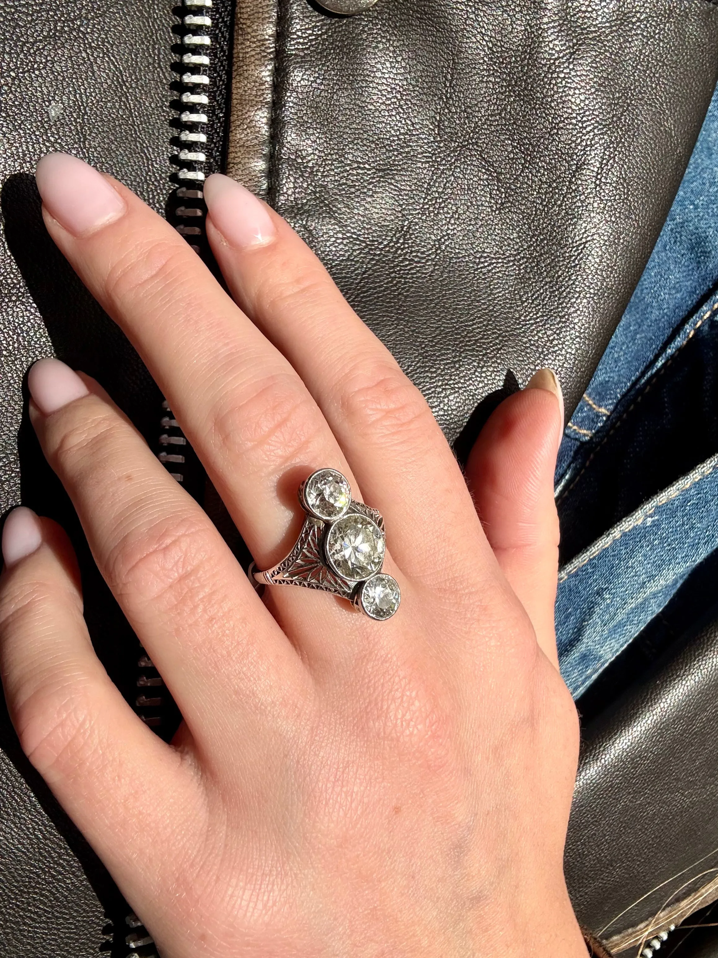 Art Deco 2.25ct Center Diamond Ring, Platinum