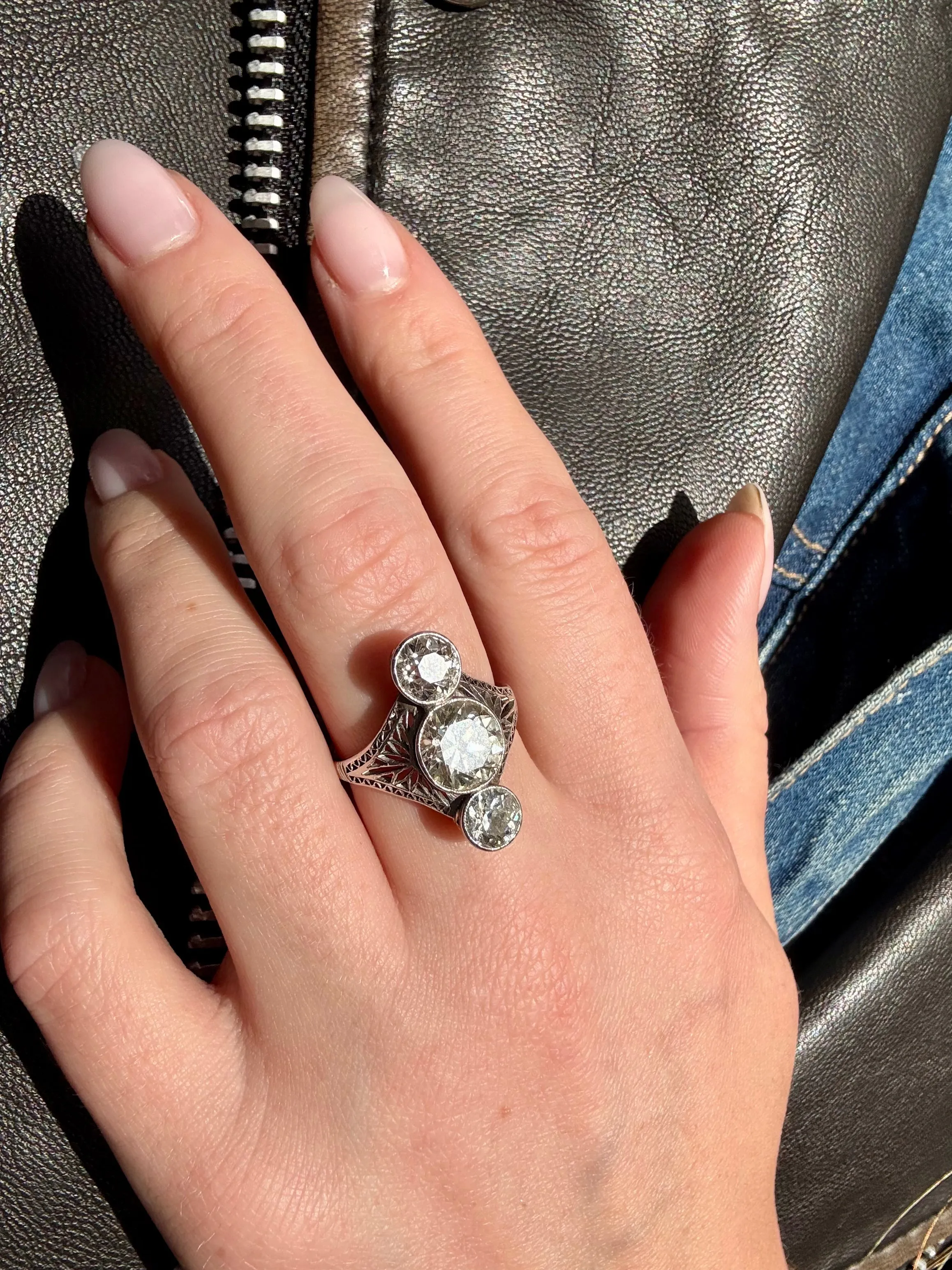 Art Deco 2.25ct Center Diamond Ring, Platinum