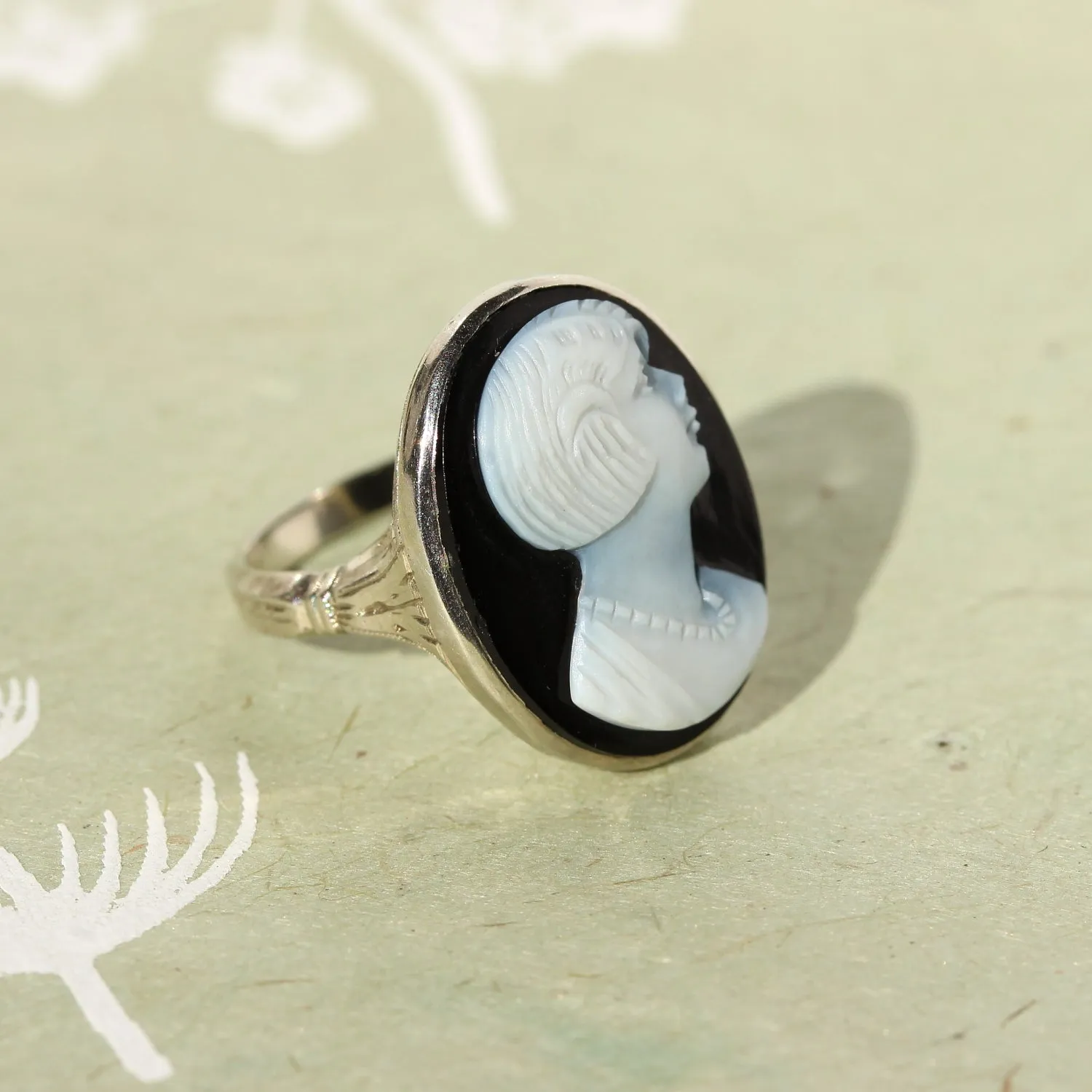 Art Deco Flapper Girl Cameo Ring, 14k