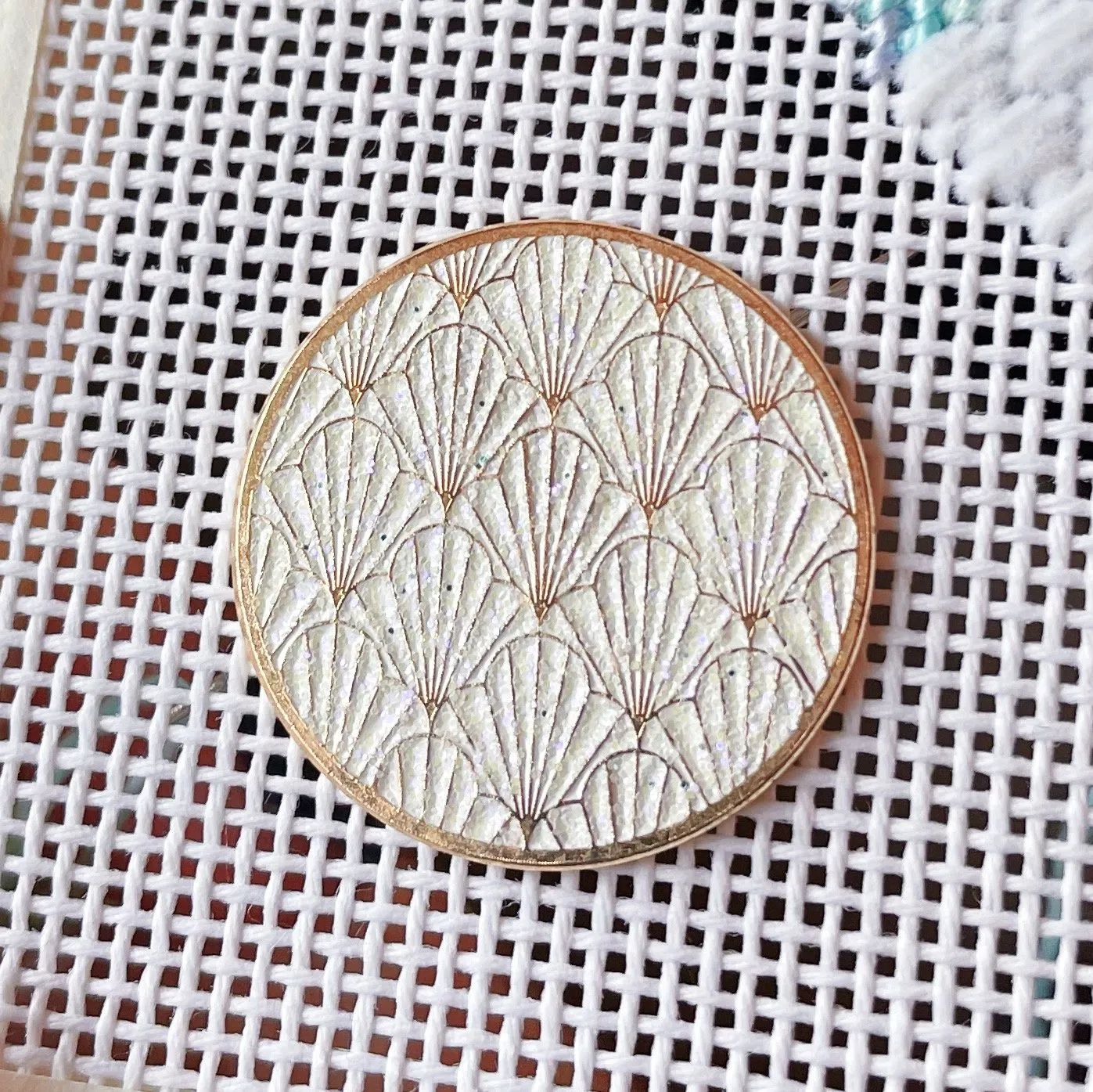 Art Deco Needleminder
