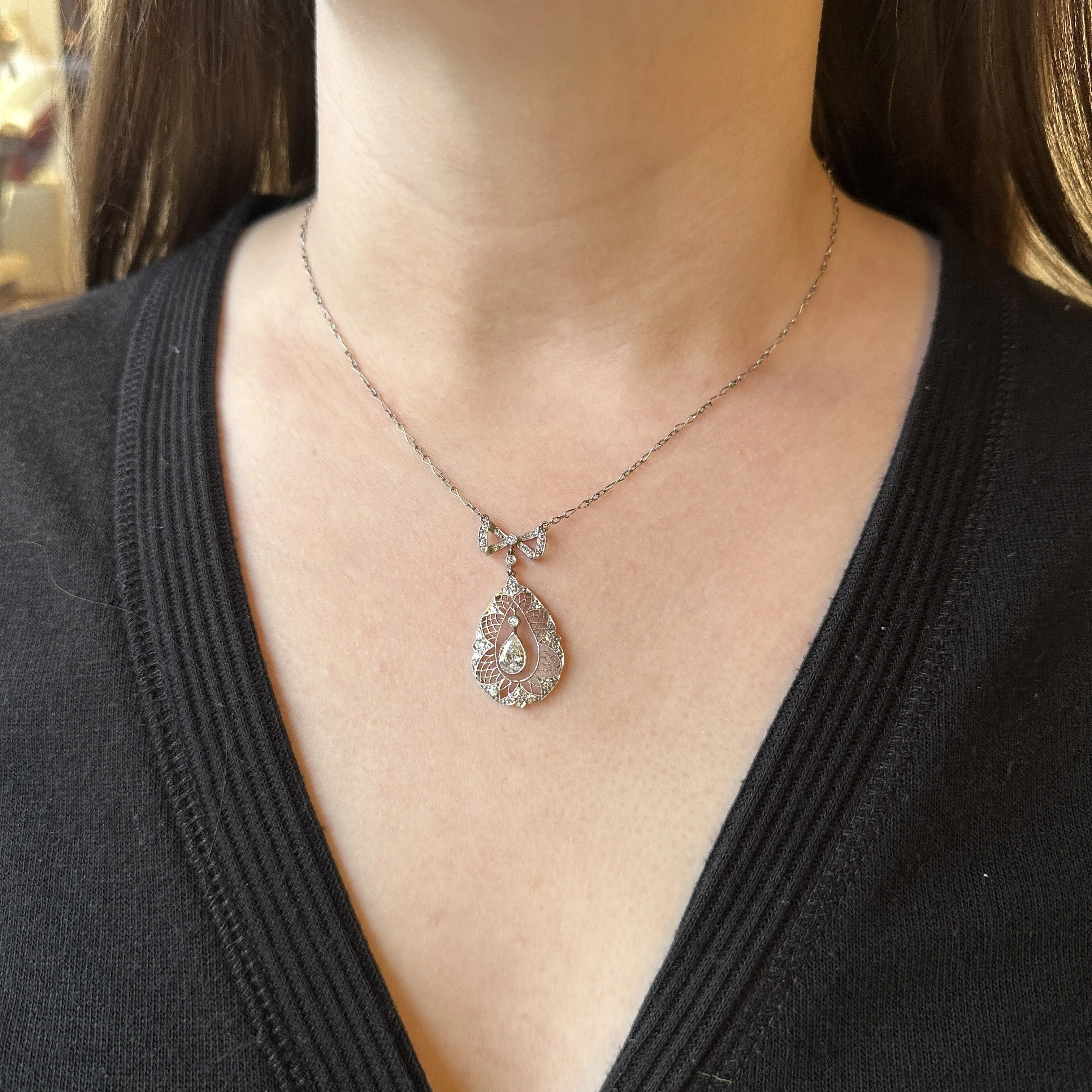 Art Deco Platinum 1.10 CTW Diamond Bow Necklace