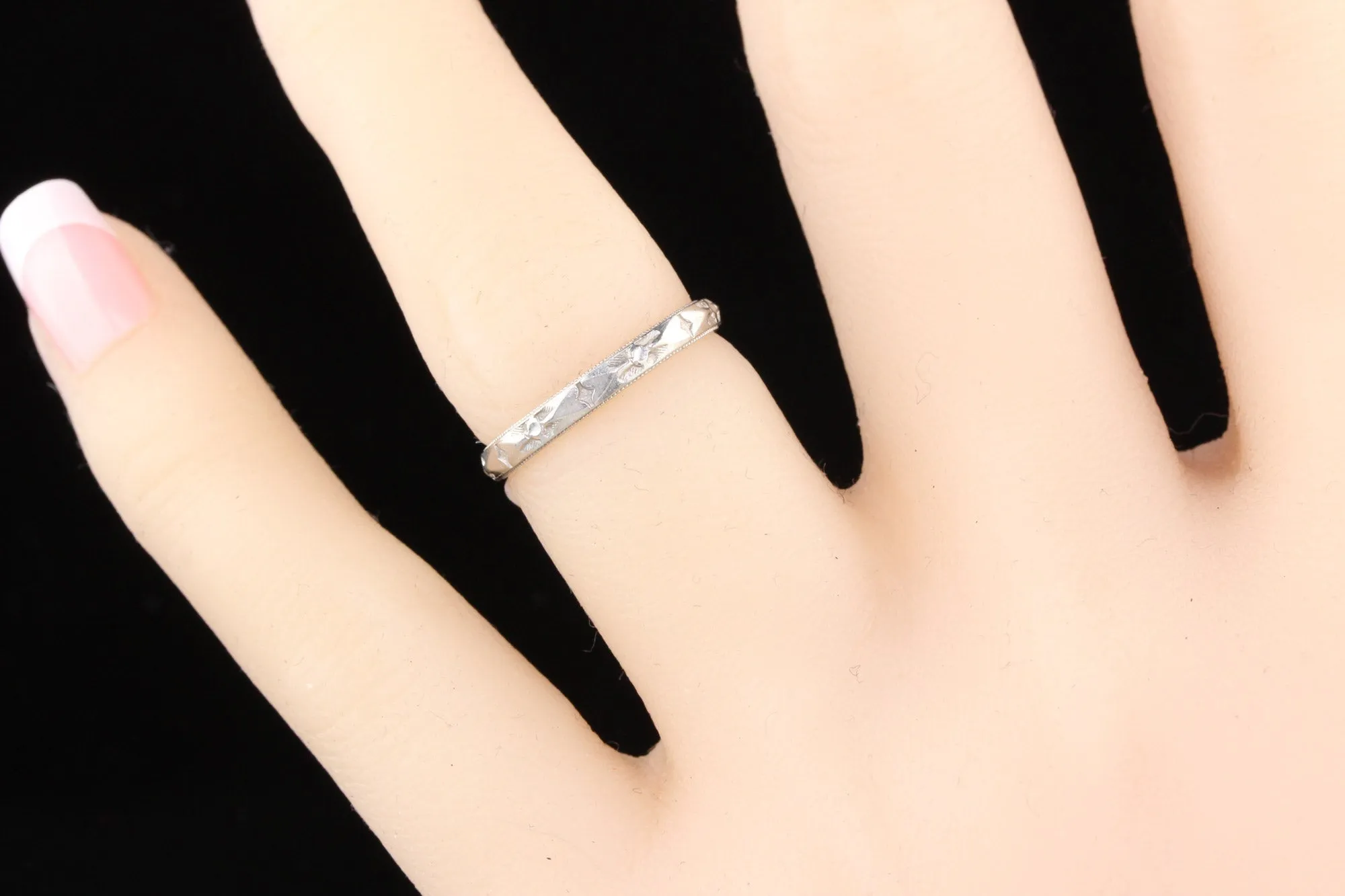 Art Deco Platinum Engraved Wedding Band - Size 5