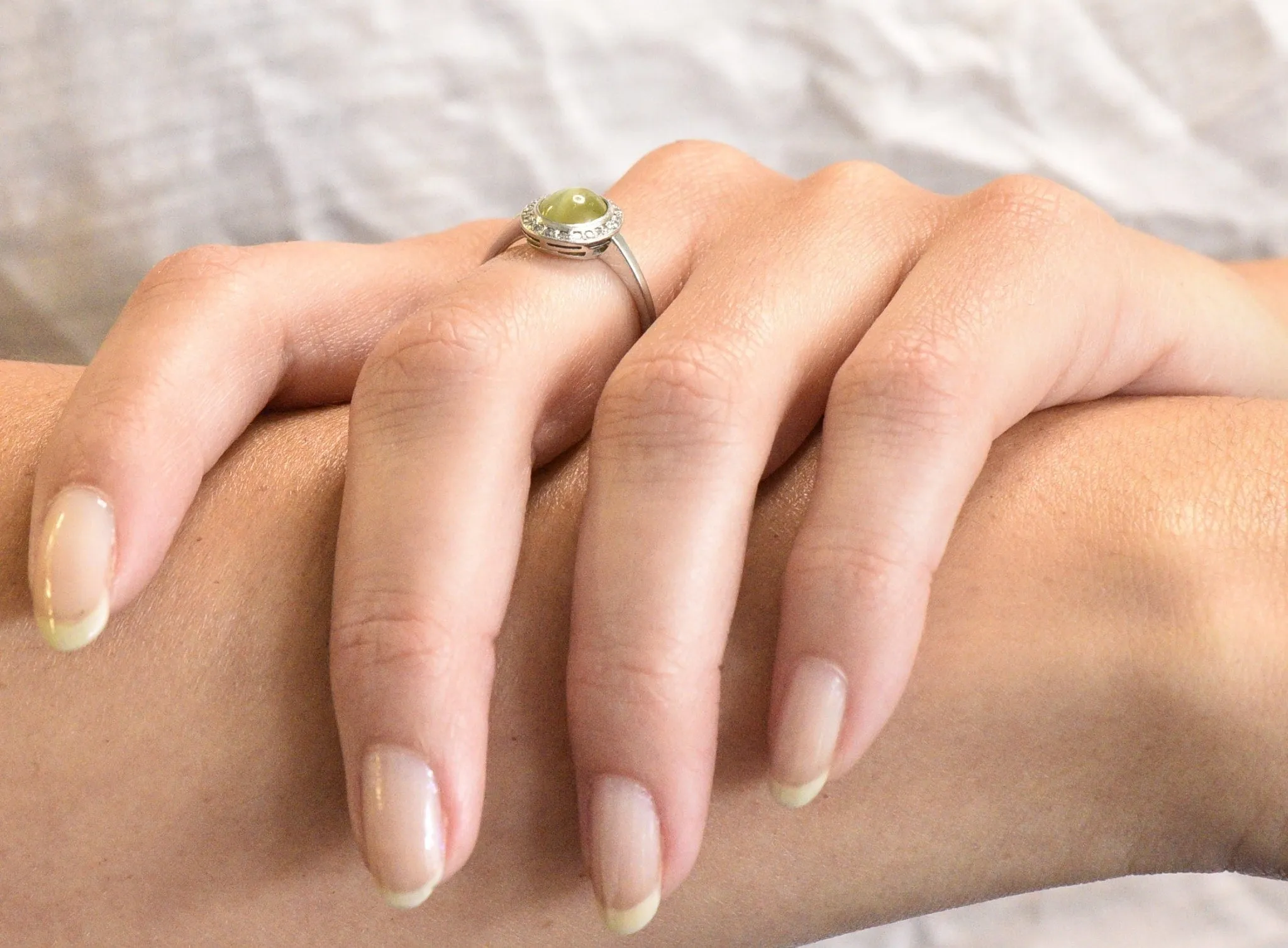 Bailey Banks & Biddle 2.30 CTW Cat’s Eye Chrysoberyl Diamond Platinum Halo Ring
