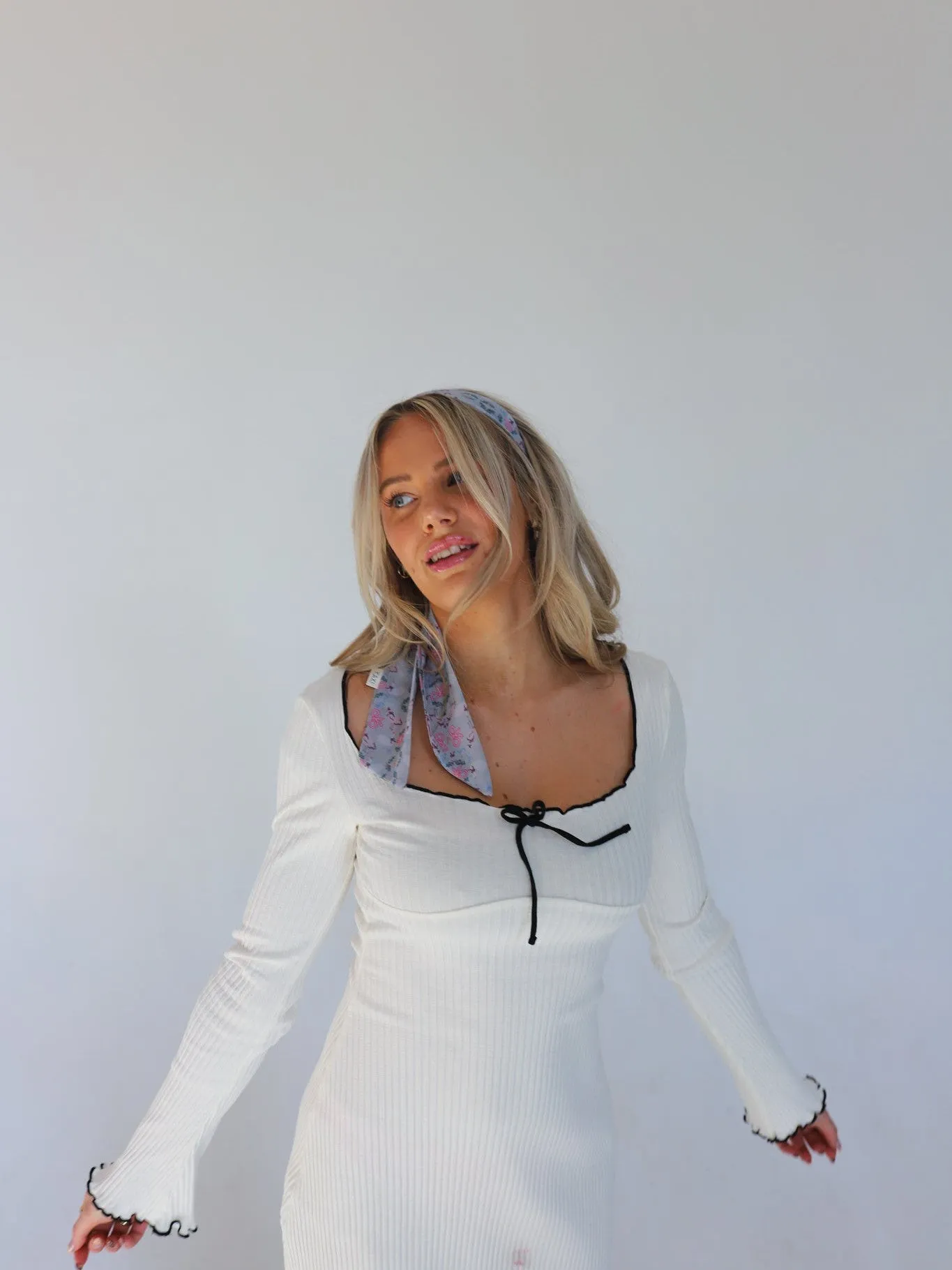 DAYDREAMER HAIR SCARF