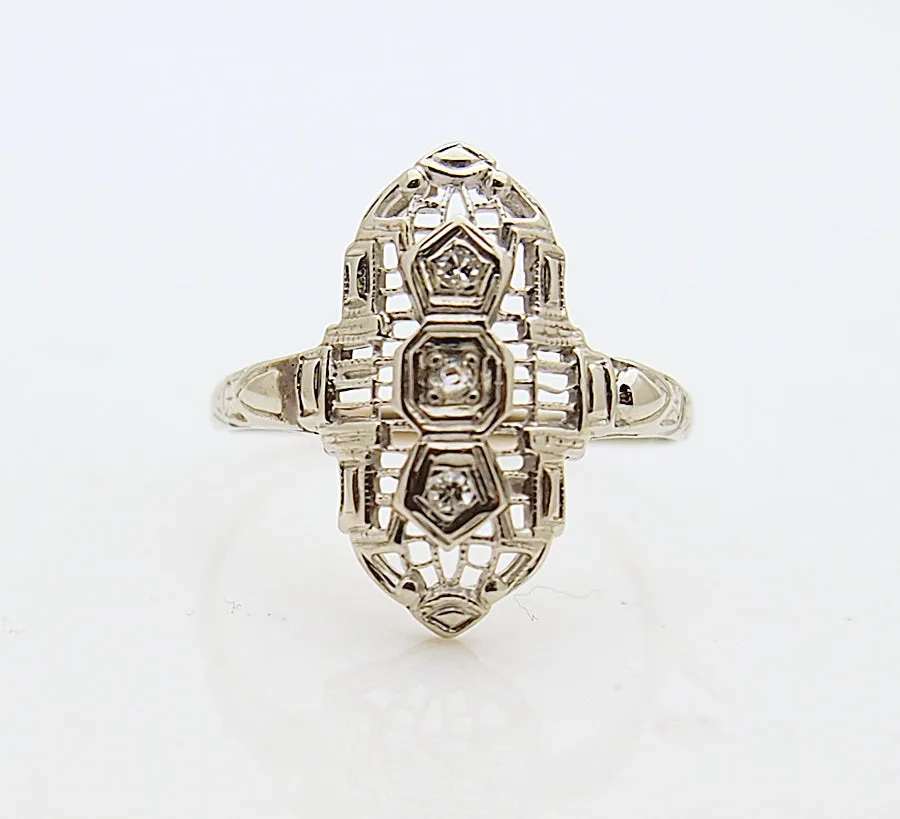 Estate 10k White Gold Filigree Art Deco Diamond Ring