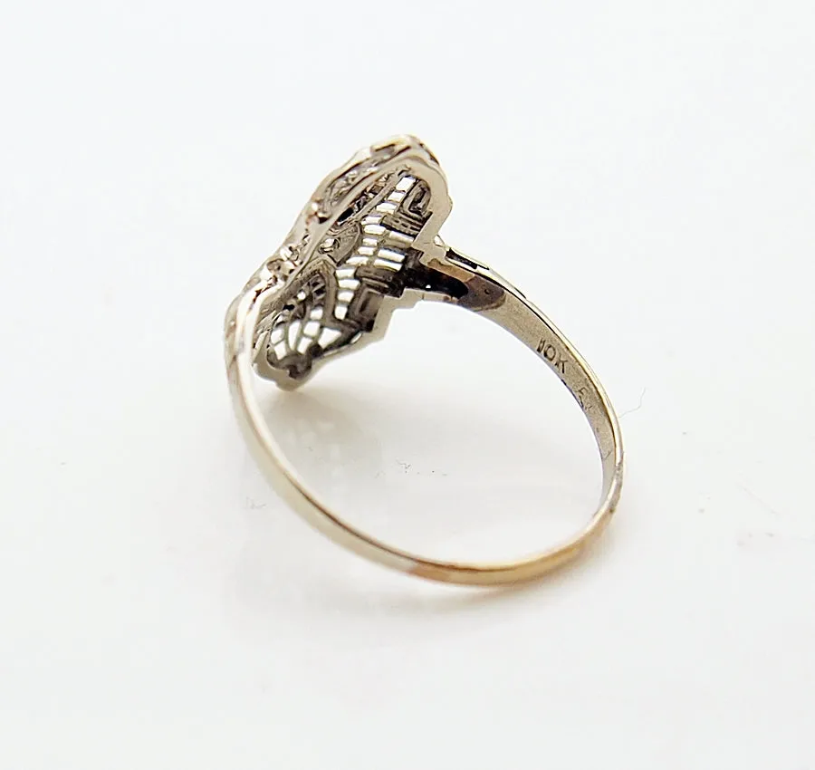 Estate 10k White Gold Filigree Art Deco Diamond Ring