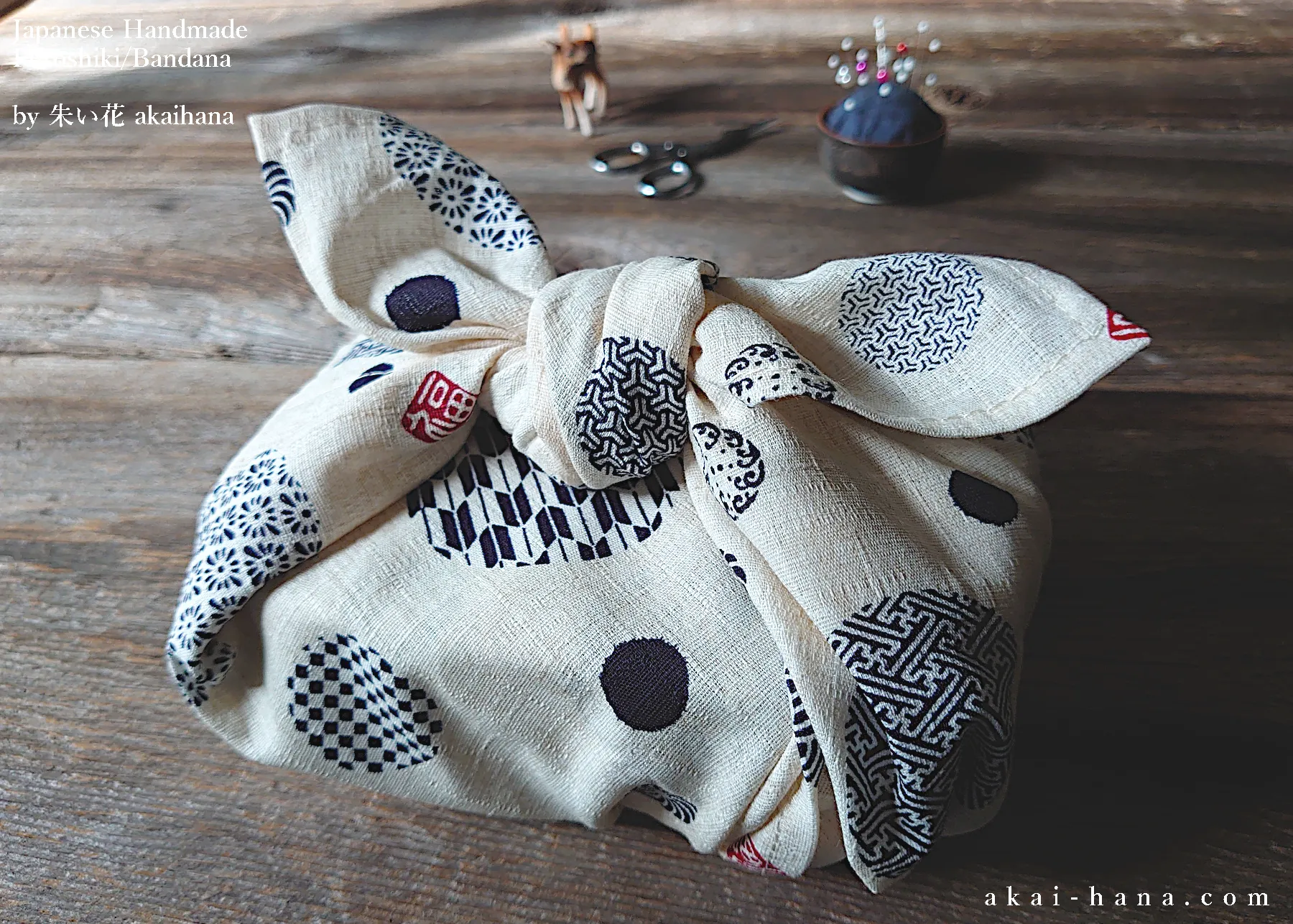 Furoshiki Reusable Fabric Wrap, Bandana, Komon Ivory ⦿fsjf0024
