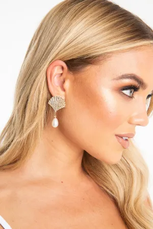 Gold Shell Detail Pearl Drop Earrings - Magdelena