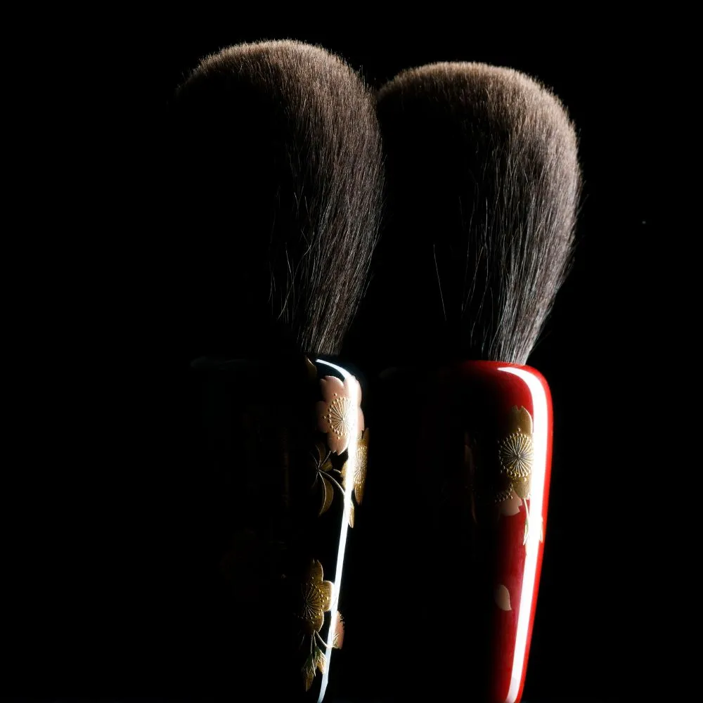 Houkodou Wajima Lacquer Makie Powder Brush, Full Sakura Design (Limited Release)
