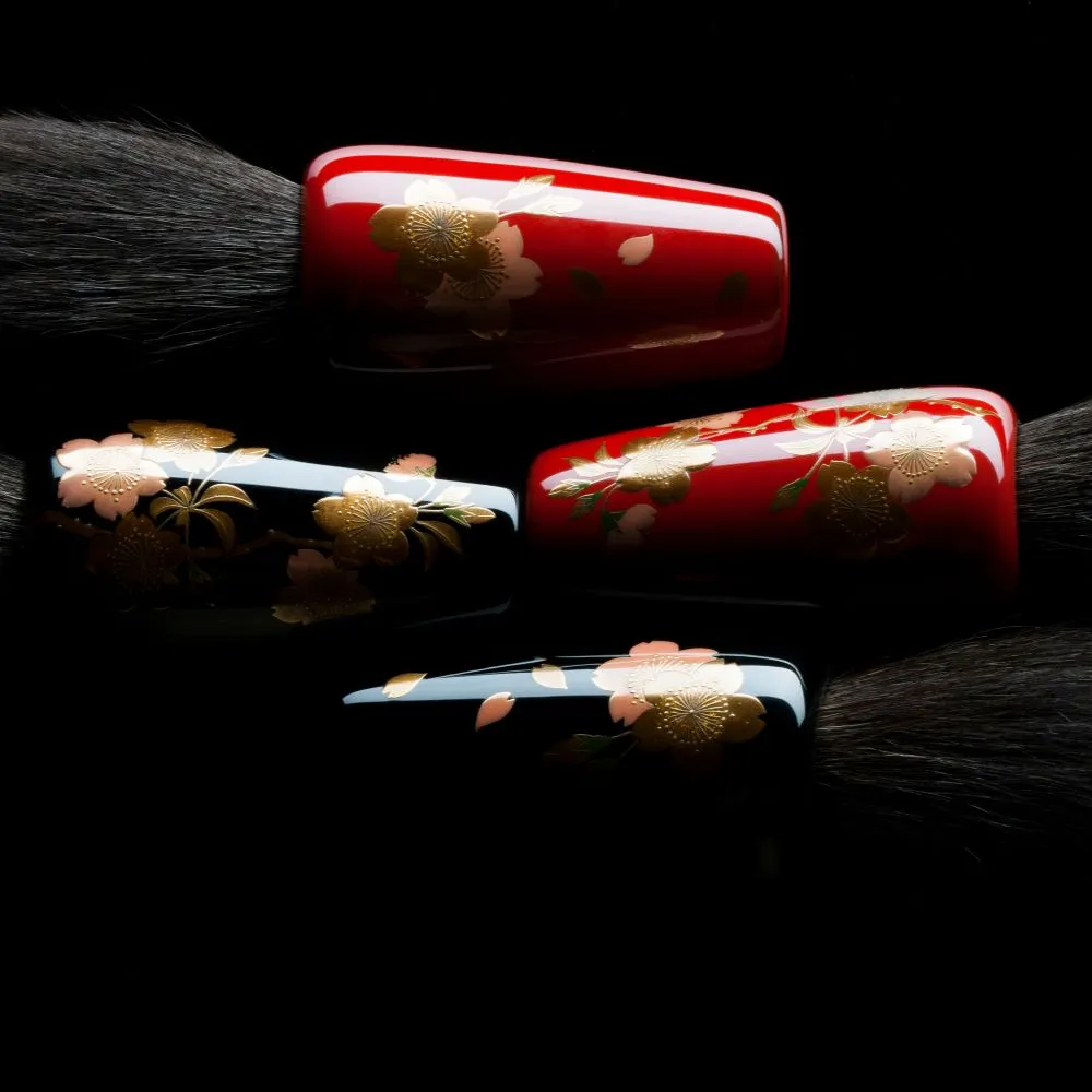 Houkodou Wajima Lacquer Makie Powder Brush, Full Sakura Design (Limited Release)