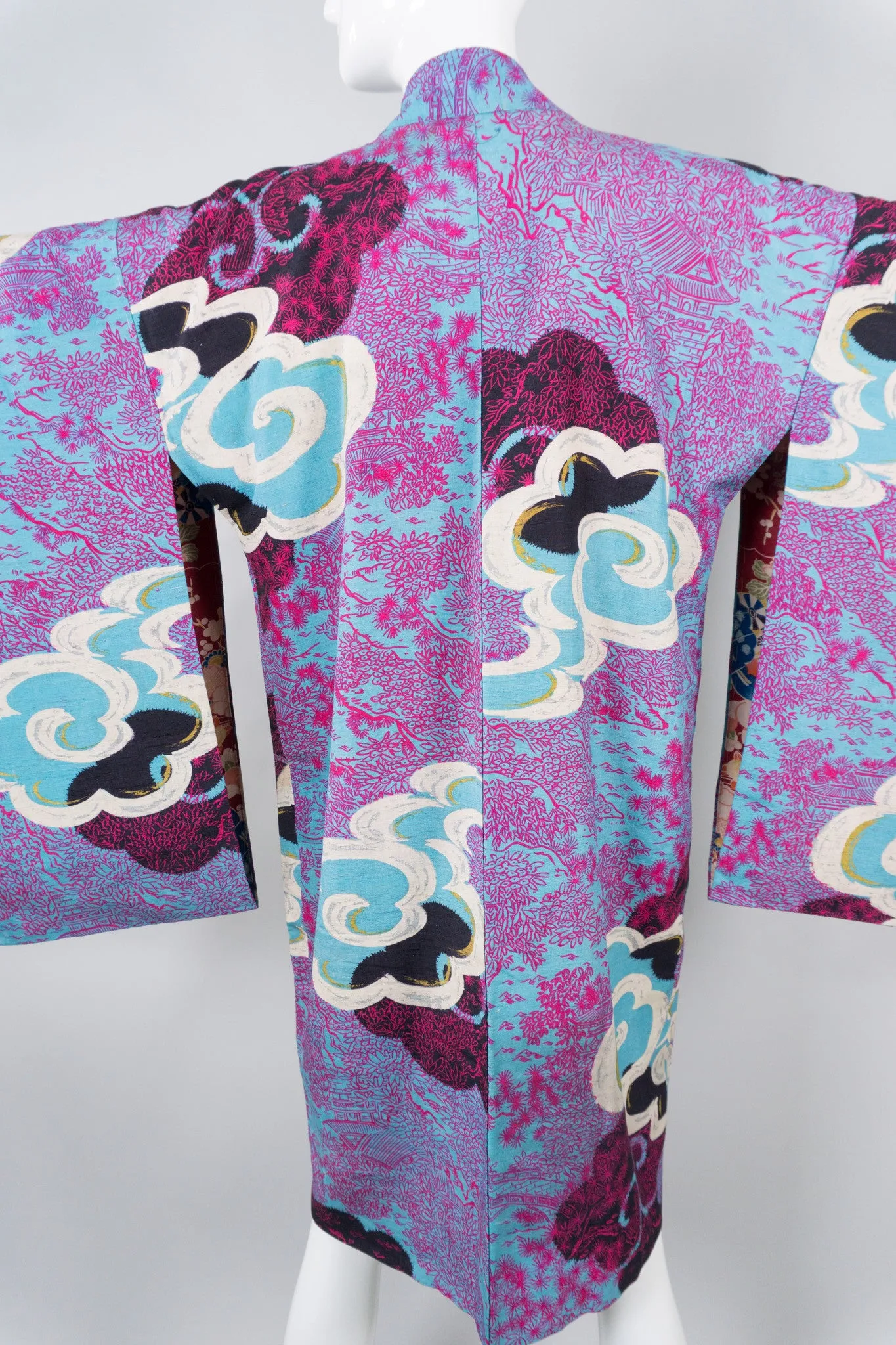 Japanese Cloud Village Kimono
