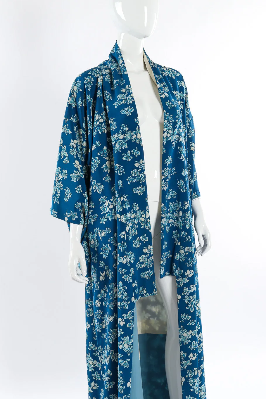 Japanese Flower Clusters Kimono