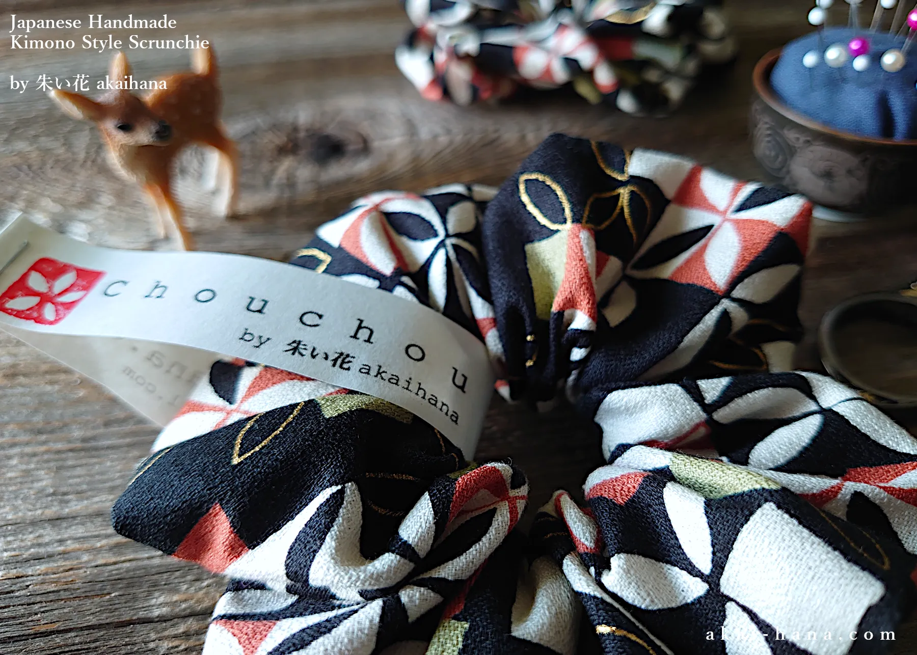 Japanese Handmade Kimono style Scrunchies, Henkei Ichimatsu Monyou Black, scjf0027