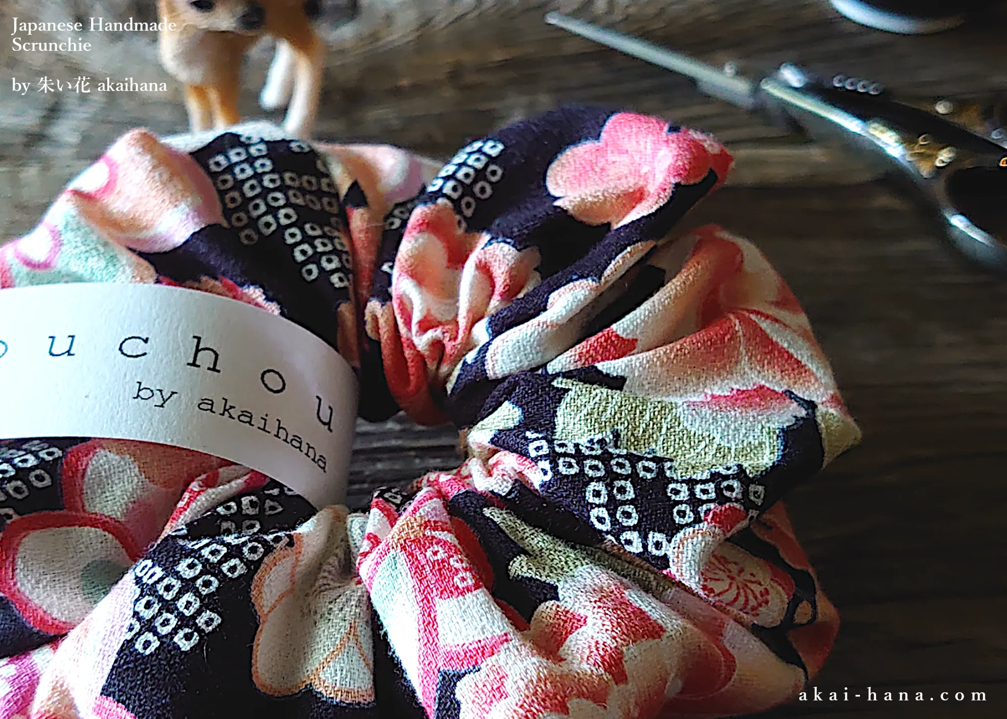 Japanese Handmade Kimono Style Scrunchies, Hikita Hanaguruma Black, scjf0057