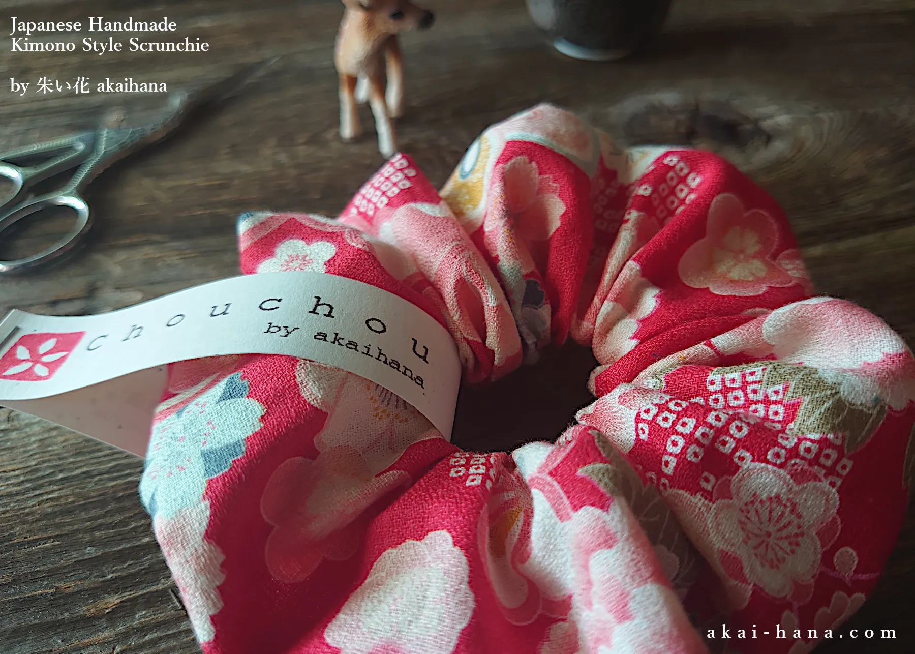 Japanese Handmade Kimono Style Scrunchies, Hikita Hanaguruma Red, scjf0061