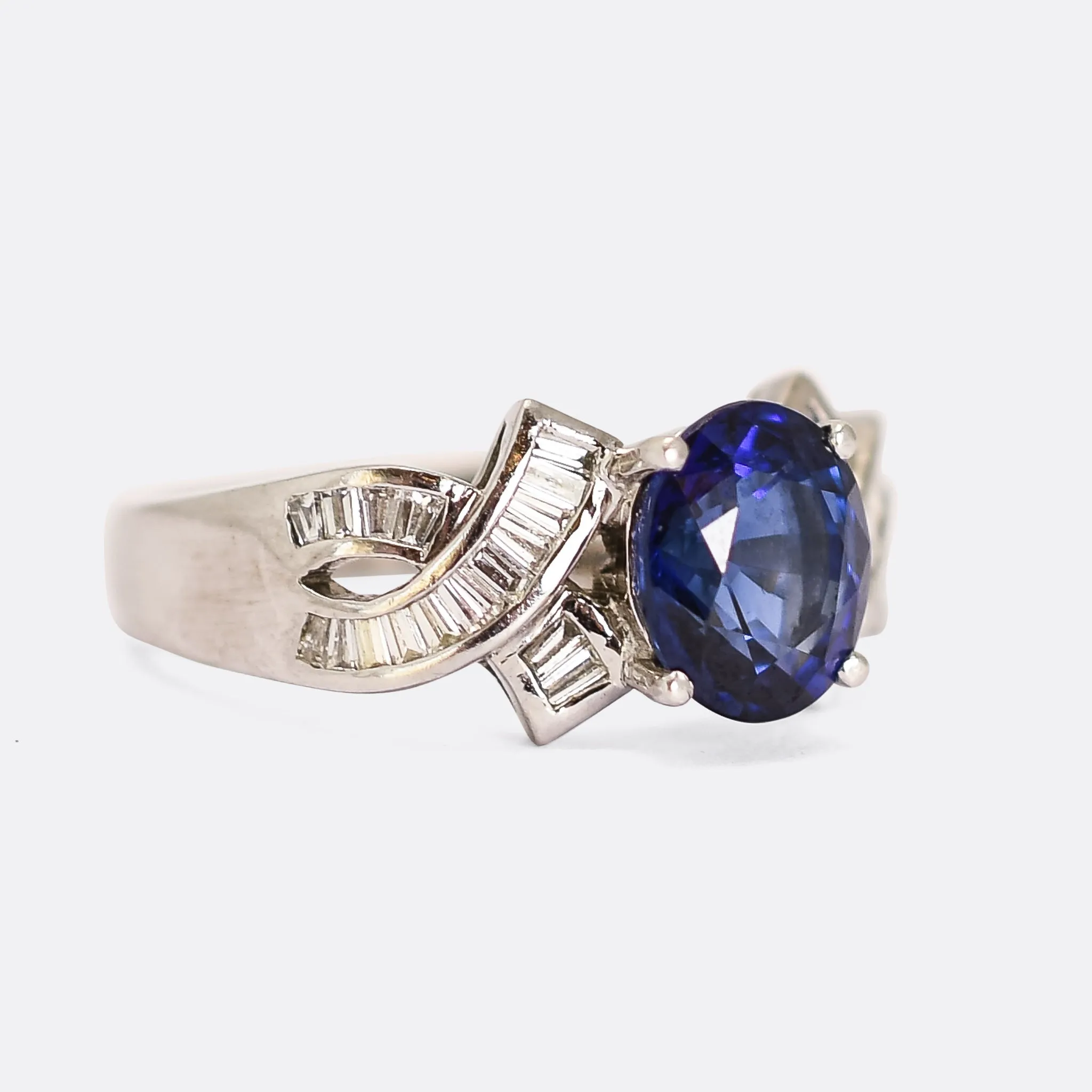 Late Art Deco Sapphire & Diamond Ring