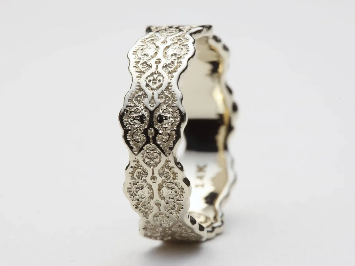 Lorelei Lace Wedding Ring