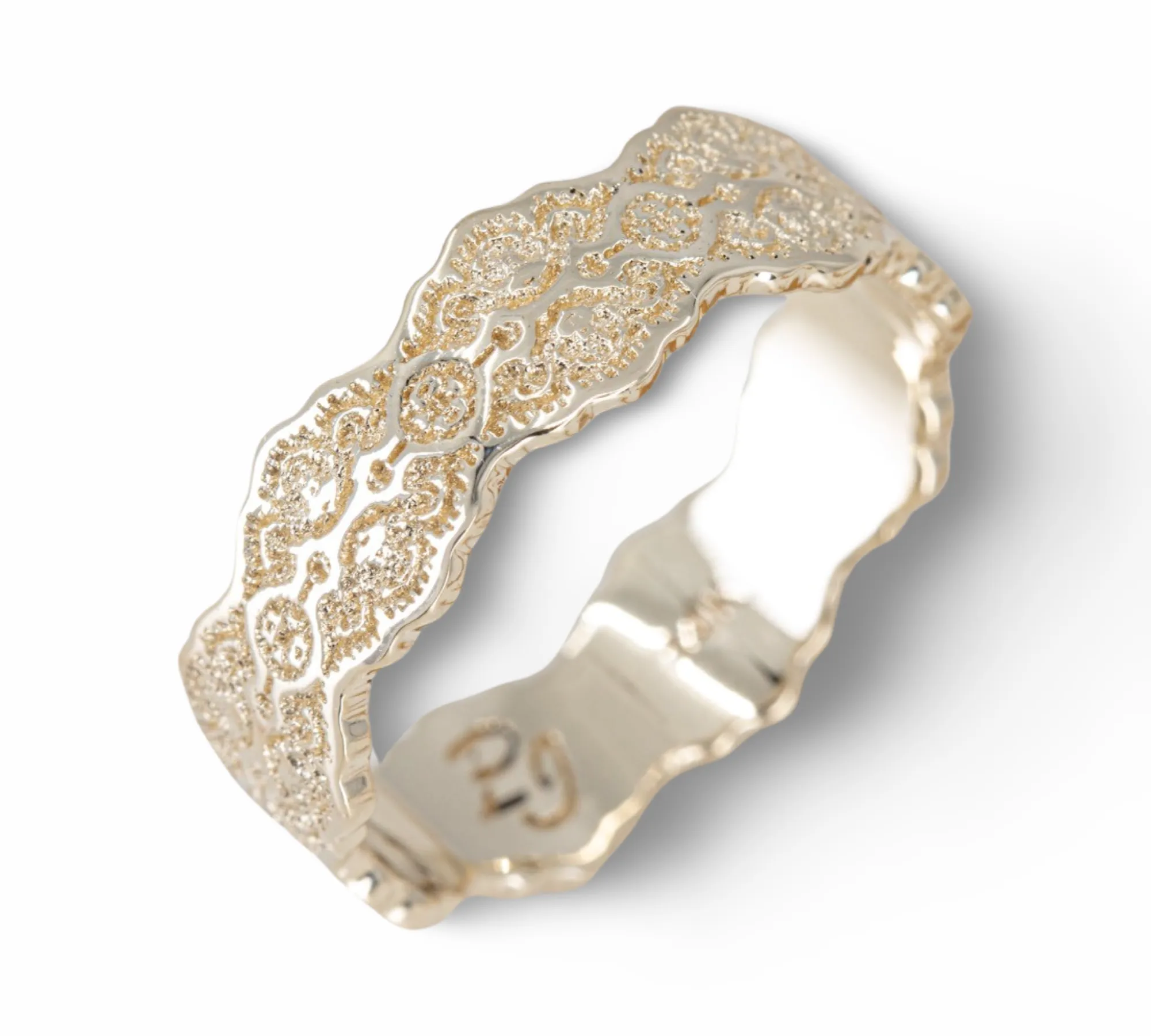 Lorelei Lace Wedding Ring
