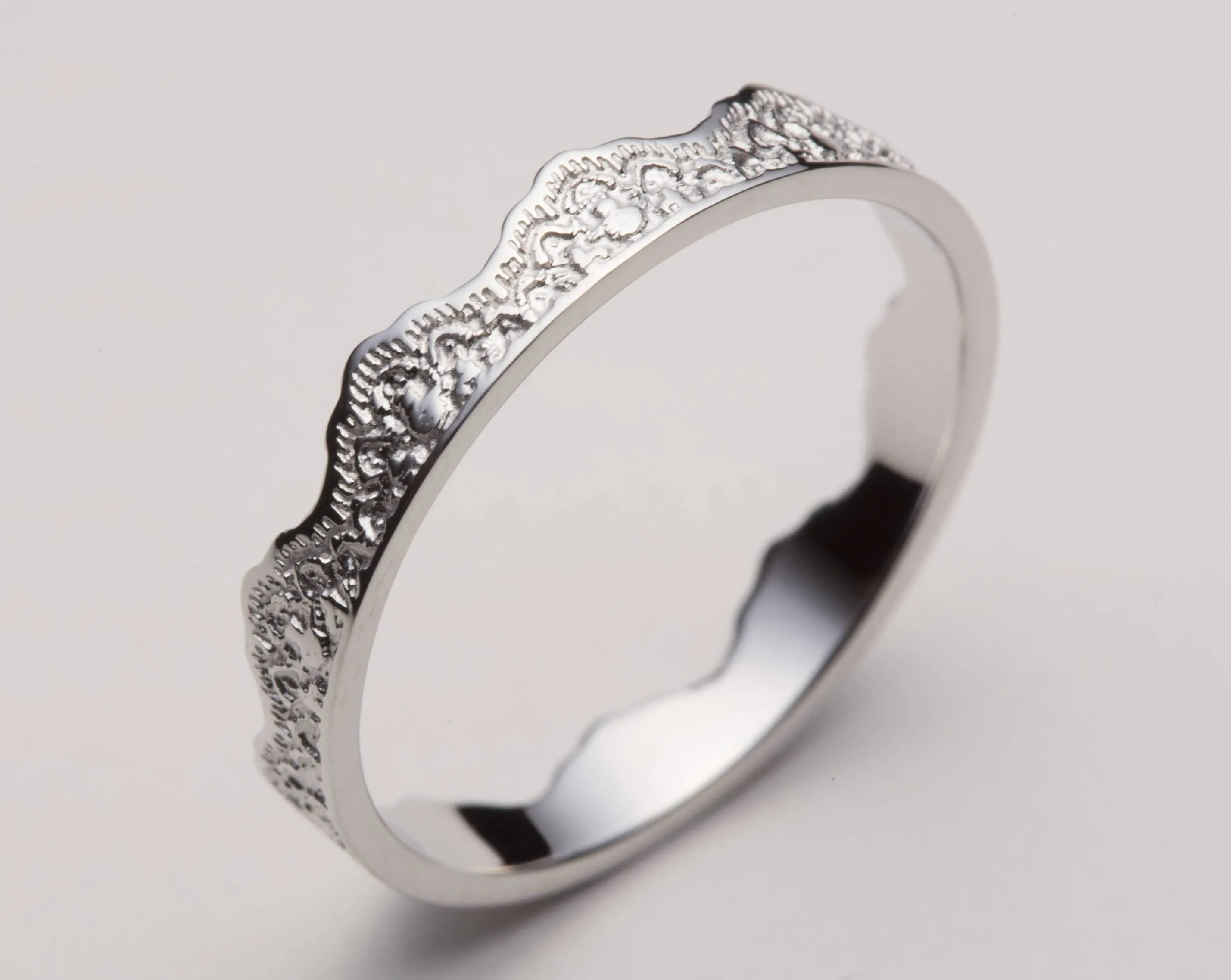 Maeve Lace Crown Wedding Ring