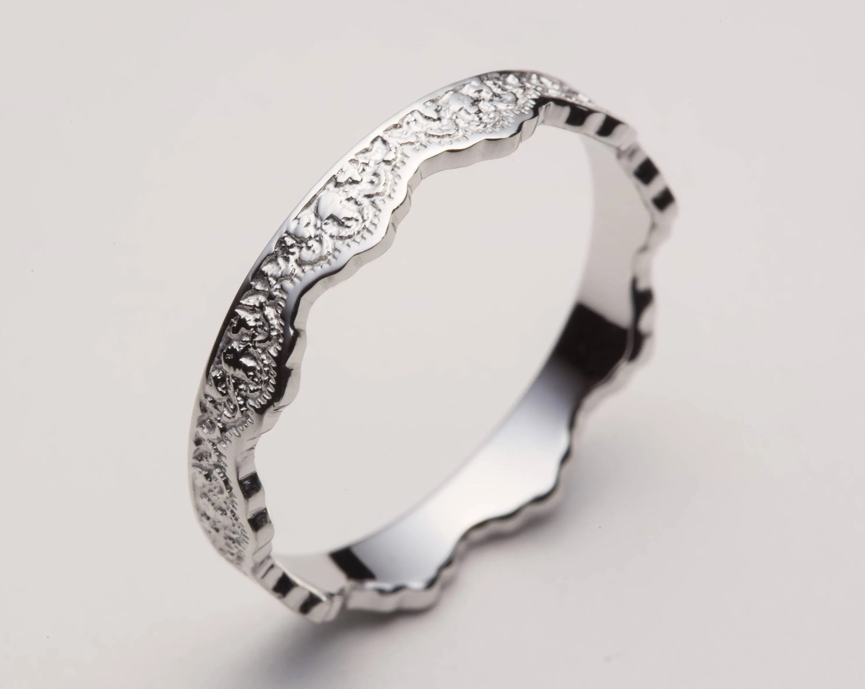 Maeve Lace Crown Wedding Ring