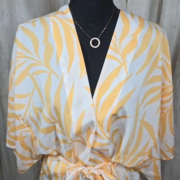 Maison Du Soir Magnolia Luxe Robe/Beach Cover-up