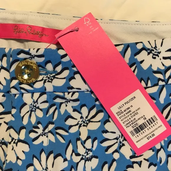 NWT Lilly Pulitzer Buttercup stretch shorts Lunar Blue Palm Beach Petals Sz 16