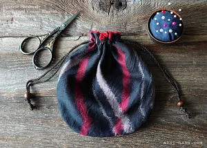 Repurposed Vintage Kimono Temari Kinchaku Purse, Black x Red, tkvk0002