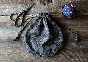 Repurposed Vintage Kimono Temari Kinchaku Purse, tkvk0003