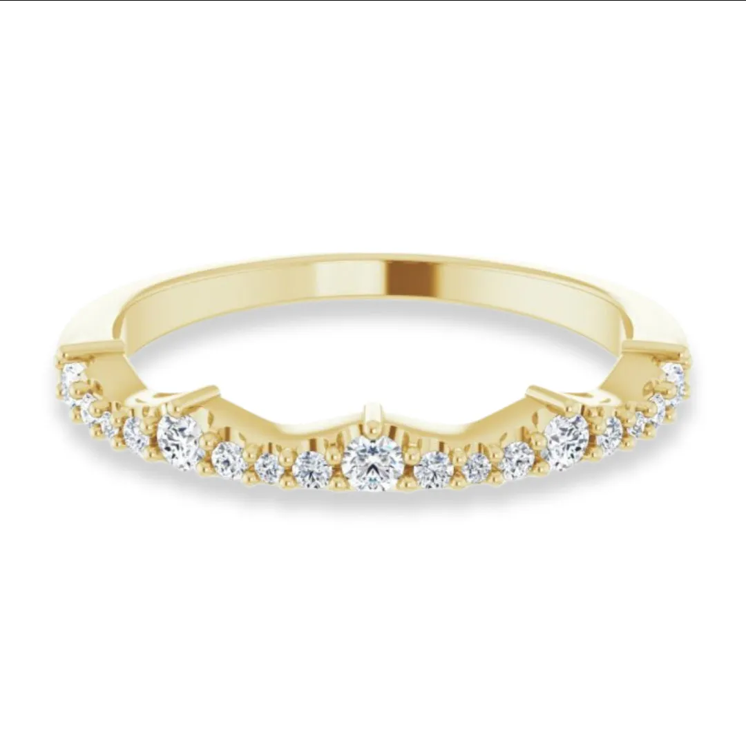 Round Diamond Wedding Band With Curves