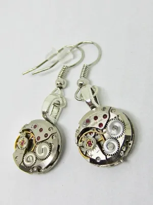 Steampunk ear gear - Vintage - Watch movement - Steampunk Earrings - unique gift for her