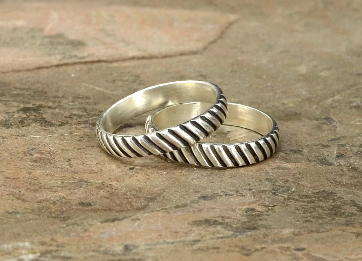 Sterling Silver Couples Ring Set in Sterling Silver with Interlocking Gear Design