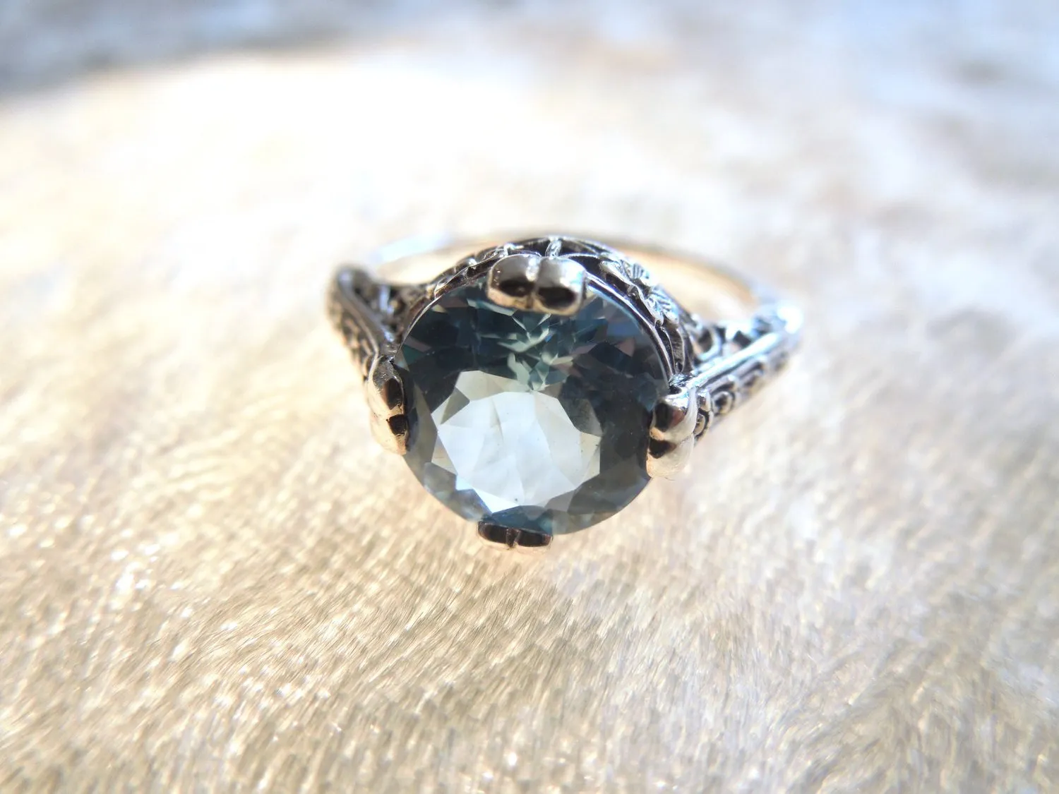 Vibrant Aquamarine or Lemon Citrine in Beautiful Filigree Art Deco Style Mounting