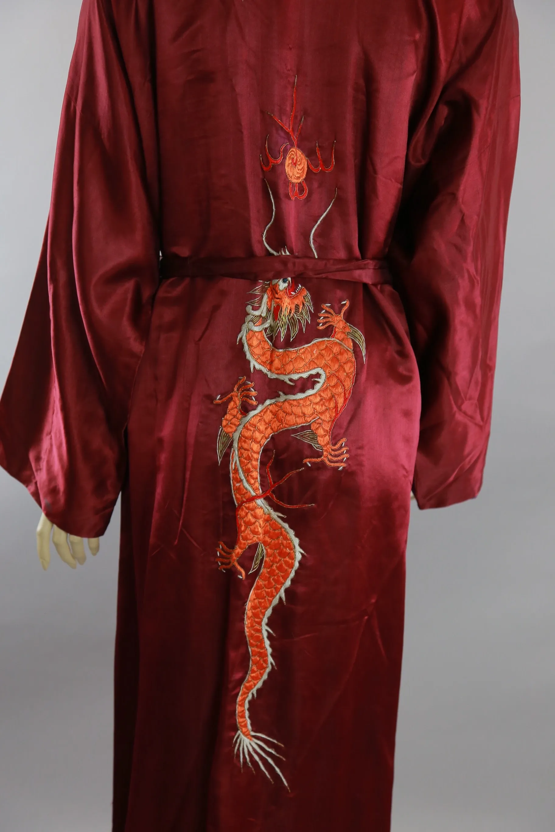 Vintage Asian silk kimono robe dragon embroidery dark red silk w gold metallic