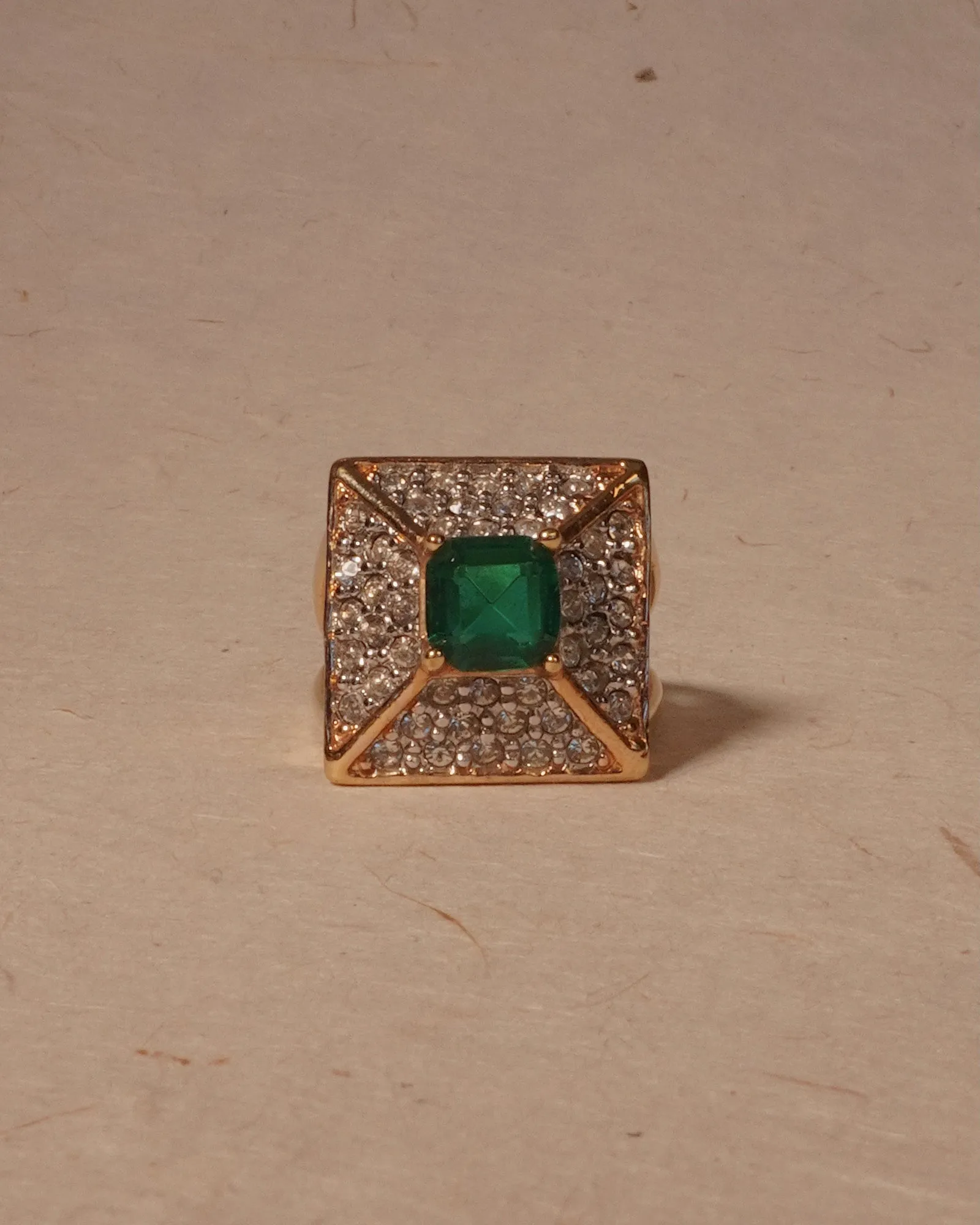 Vintage Emerald Rhinestone Cocktail Ring (sz 8)